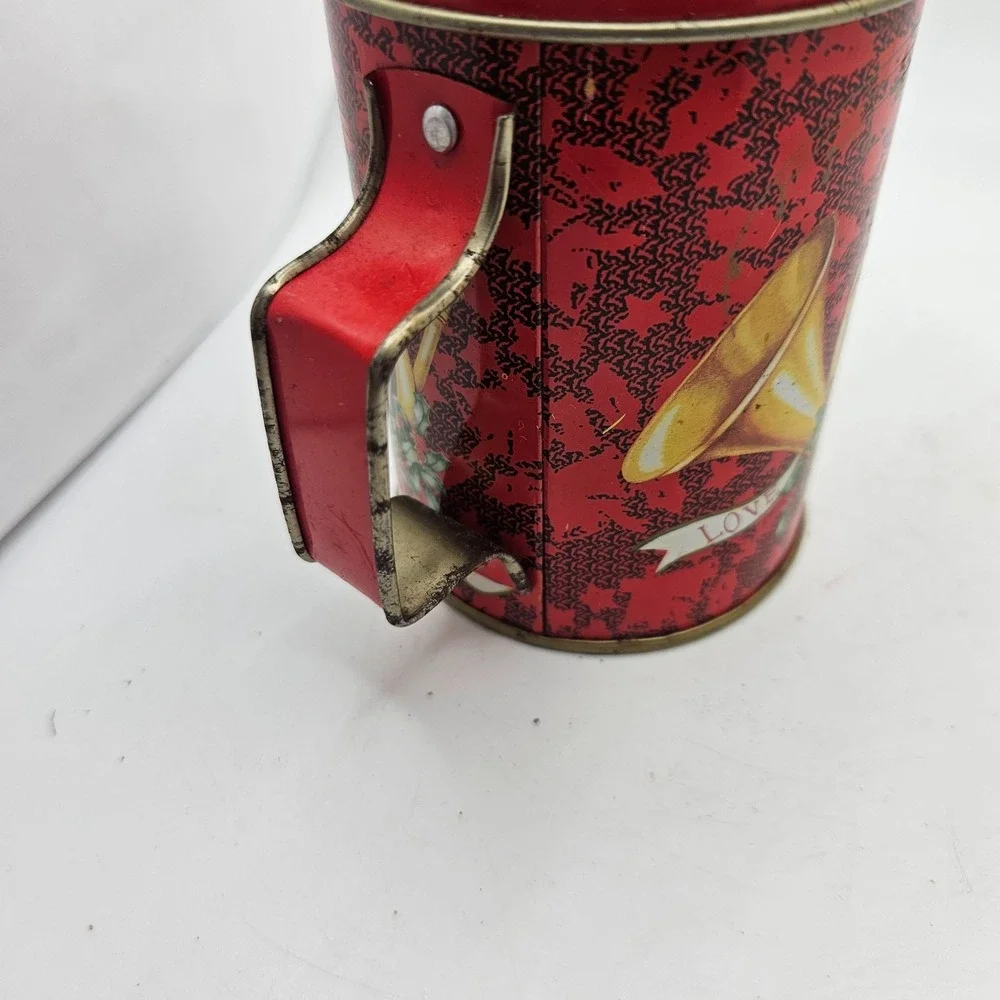 Vintage‎ Christmas Tin Salt & Pepper Shakers Red Musical Instruments Holiday Set